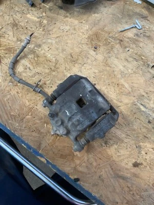 Pinza de freno delantera izquierda conductor sin turbo para Ford Fiesta 11-19 Foto 1 de 2