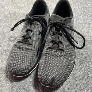 Under Armour Sneakers Mens Remix 3020345-001 Black Running Shoes Size 12 - Picture 1 of 11
