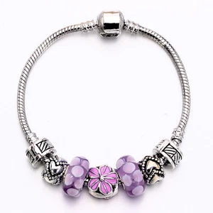 NUEVO Brazalete Dije Europeo Plateado Esmalte Púrpura Flor Murano Cuentas Corazón - Imagen 1 de 1