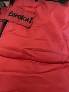 Eureka! Sleeping Bag 80”x33” Red | Polyester Fill 3.1 lbs | Model 2631112 - Picture 1 of 3