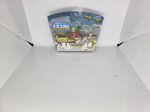 Club Penguin 2" Mix 'N Match Figura Pack SERIE 1 Space Alien/Spaceman - Imagen 1 de 2