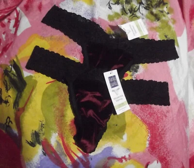 2 HANKY PANKY 3Y1036 WNBL  LOW RISE VELVET DIAMOND  THONG PANTIES OS 2-12 - Image 1 of 2