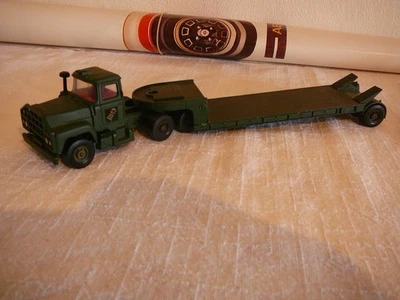 Modellauto Mack Truck Tieflader US Army oliv Corgi 1:50 - Bild 1 von 2