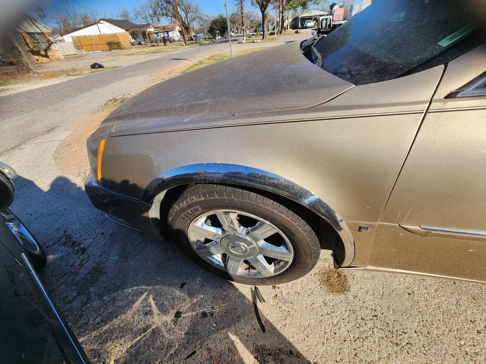 2006 2007 2008 2009 2010 2011 CADILLAC DTS LEFT DRIVER FENDER GOLD Foto 1 de 1