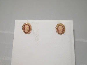 Orecchini a perno post cammeo tenuta oro giallo 14 kt - Foto 1 di 5