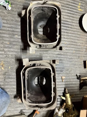 Saab Classic 900 Flat Nose Head Light Lamp Buckets Metal 79-86 left right pair   - Image 1 of 4