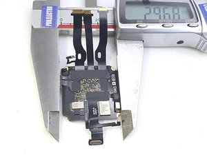 Carte mère motherboard APPLE Watch 4 44mm A1978 821-01897-A unlocked icloud free - Photo 1 sur 1
