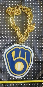 Milwaukee Brewers Acrylic Oversized MLB Fan Chain Necklace - Picture 1 of 1