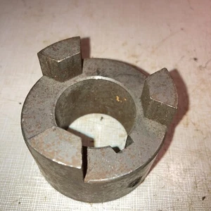 Browning no. CHJP5 x 1-1/2” Bore Jaw Coupling. - Picture 1 of 4