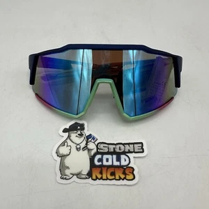Stone Cold Kicks Sticker And Coolook Extreme Sunglasses Shades Ski Pit Heatwave - Picture 1 of 2