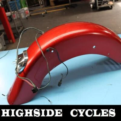 1323 84 HARLEY-DAVIDSON ELECTRA GLIDE PARA-LAMA TRASEIRO  - Imagem 1 de 4