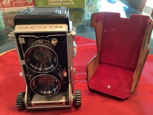Mamiya C33 Professional TLR with Blue Dot Sekor 80mm f/2.8 Lens - Excellent!! - Picture 1 of 17