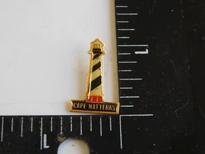 CAPE HATTERAS LIGHTHOUSE TRAVEL PIN - Picture 1 of 2