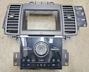 Bisel panel frontal de radio control Ford Taurus Sony 2014-2017 EG1T-18A802-EC OEM - Imagen 1 de 7