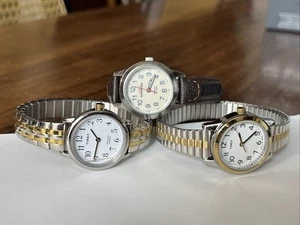 JUEGO DE 3* RELOJES TIMEX de dos tonos y cuero para mujer - NO FUNCIONAN - Imagen 1 de 12