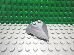 Lego 1 Flat Silver 4x4 pointed wedge plane train NEW - Picture 1 of 1