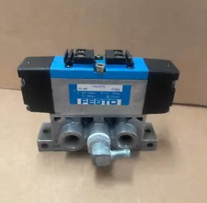 Festo - J-5/2-D-01 (Numero di parte: 161062) - Valvola pneumatica 5/2 bistabile - Foto 1 di 4