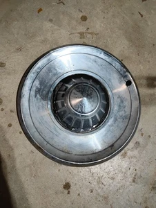 1963 1964 PLYMOUTH FURY BELVEDERE SAVOY 14" WHEEL COVER HUB CAP OEM USED - Picture 1 of 2