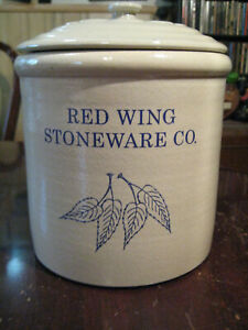 RED WING STONEWARE BLUE LEAF CROCK WITH LID VERY GOOD CONDITION