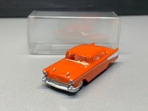 Chevrolet Chevy Bel Air ´57 Coupe 2-Türer Oldtimer orange PKW Praline H0 1:87 - Picture 1 of 12