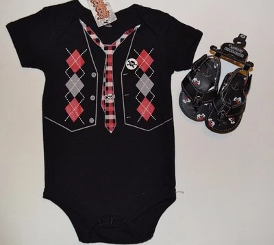 Детский цельный комбинезон-бабочка Spencer's Baby с черепом Argyle и соответствующие шлепанцы - Изображение 1 из 3