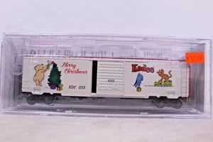 Kadee Cars 6933,  2025 Christmas Box Car PS-1 Winnie the Pooh #033 - New!! - Picture 1 of 5