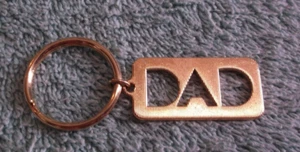 Vintage Avon Goldtone Dad Keychain - Picture 1 of 2