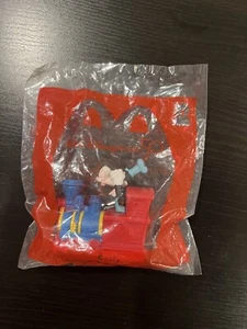 2022 WALT DISNEY WORLD 50TH ANNIVERSARY MCDONALDS TOY #1 GOOFY RUNAWAY RAILWAY - Picture 1 of 4