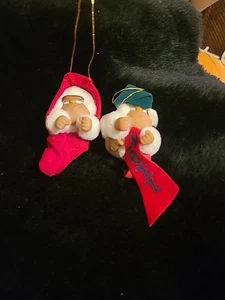 Lot Of 2 - Vintage Rodney the Gorilla Christmas - Picture 1 of 8