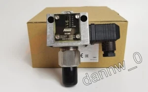 New In Box Honeywell FEMA DCM6 Pressure Switch Sensor - Picture 1 of 3
