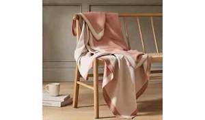 Habitat Blanket Stitch Throw - Plaster Pink - 125x150cm (1412) - Picture 1 of 4