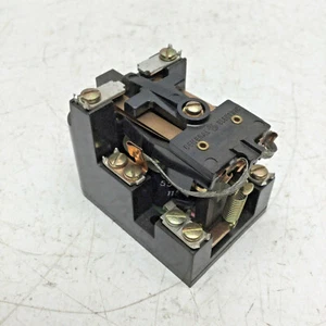 GE General Electric CR2790E100A2 RELAY, 115V 60Hz - Picture 1 of 7