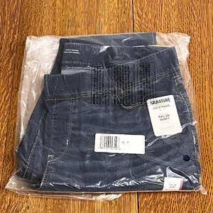 Levis Jeans Womens 18 Blue Denim Signature Stretch Skinny Pull On NWT - Picture 1 of 5