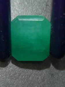 Translucent emerald gemstone - faceted natural green Beryl 5.15 CTS - Picture 1 of 11