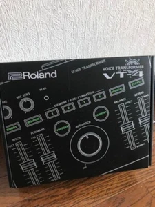 Roland VT-4 Voice Transformer Effect Processor Good condition new - Picture 1 of 3