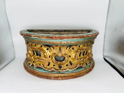 Maceta italiana decorada con pintura y madera dorada del siglo XVIII - parte posterior espejada Foto 1 de 4