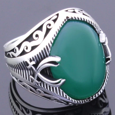 Solid 925 Sterling Silver Sword Oval Green Agate Stone Men's Ring - Image 1 of 3