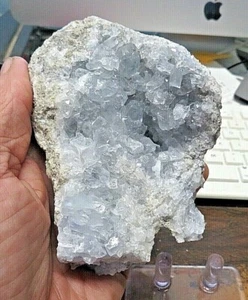 LARGE Natural Celestite Geode Cluster Quartz Crystal Healing MADAGASCAR STAND - Picture 1 of 6