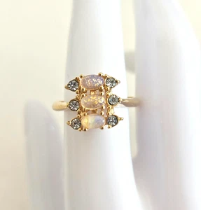 Vintage 1970s Avon Moon Glow Ring Faux Opal Rhinestone Gold-tone Sz 5.75 -Signed - Picture 1 of 6
