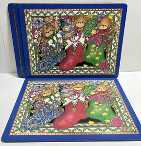 Juego de 4 manteles individuales de oso de peluche de Navidad Pimpernel artista Lucy Rigg - Imagen 1 de 10