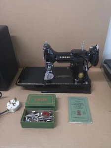 Singer 221k Featherweight Electric Sewing Machine Vintage Antique C. 1955 - Picture 1 of 17