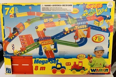 Wader Quality Toys Knuffie Land Mega Construction Car/Train Vintage Set - Image 1 of 2