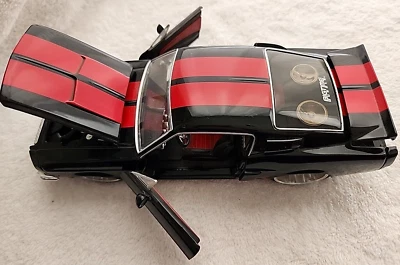 JADA-1967 Shelby GT 500KR Black with Red Racing Stripes 1/24 Diecast Car - Image 1 of 4
