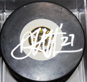 DOUGIE HAMILTON SIGNED BOSTON BRUINS HOCKEY PUCK W/CASE COA - Picture 1 of 1