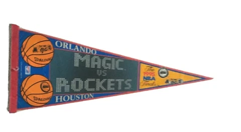 VINTAGE 1995 NBA FINALS HOUSTON ROCKETS VS. ORLANDO MAGIC FELT LICENSED PENNANT Cover