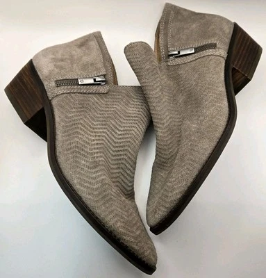 Botín Lucky Brand Fhuna, para mujer talla 10, botas de gamuza gris Foto 1 de 4