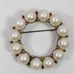 Vintage Akoya Pearl Brooch Pin 1.5 Inch Round - Picture 1 of 2