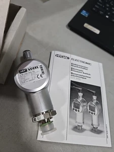 HYDAC ELECTRONIC PRESSURE SWITCH 176-190-001-V1 NEW - Picture 1 of 4