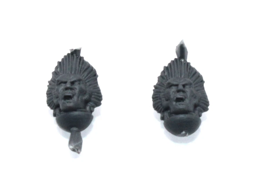 Warhammer 40K Space Wolf Screaming Heads x2 Foto 1 de 1