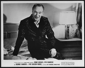 LOTE 2 fotos promocionales originales de George Sanders Ernie Kovacs Cyd Charisse años 60 - Imagen 1 de 3